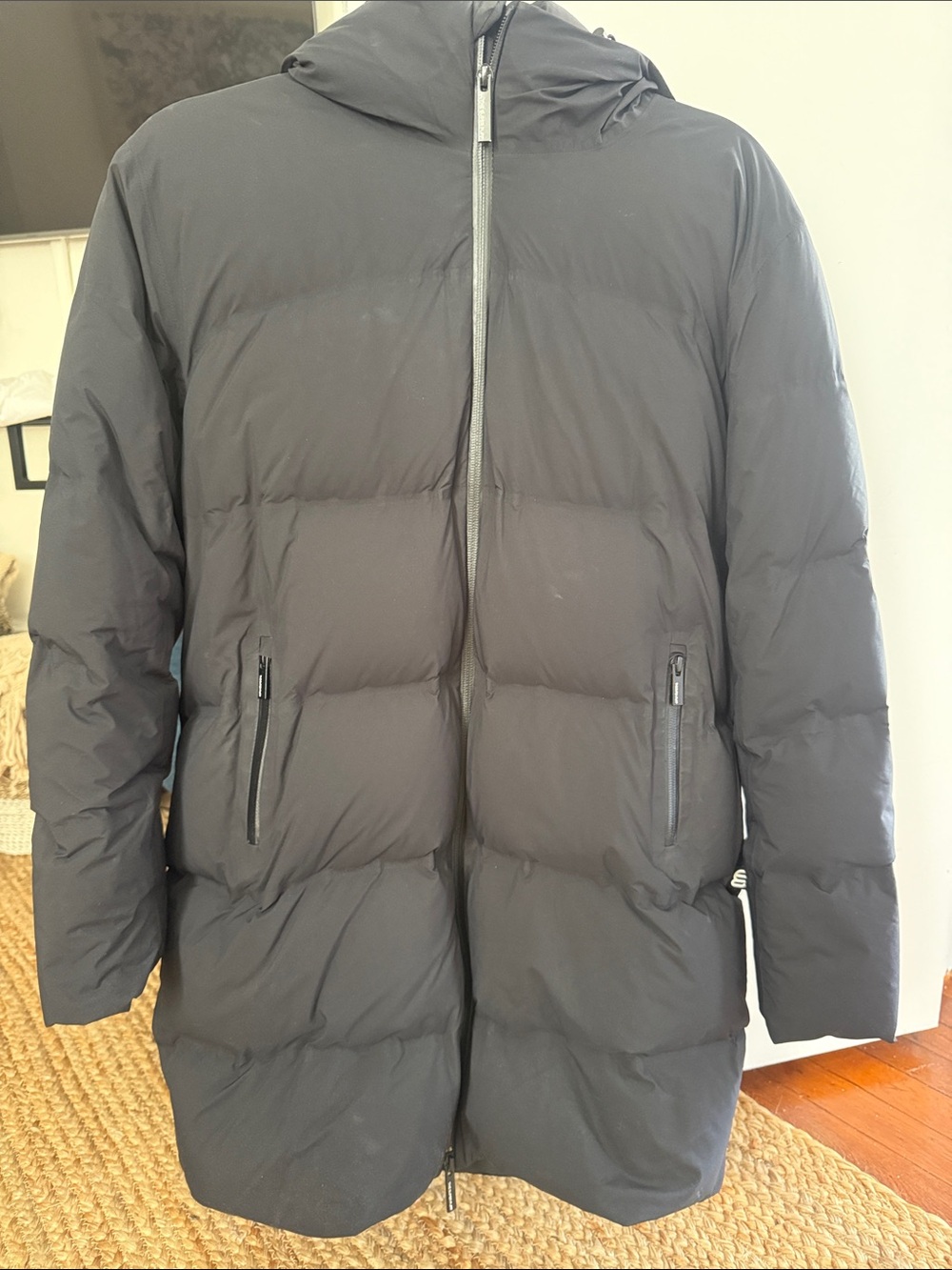 Aritzia The Super Puff₂O™ Mid - Rainstop™